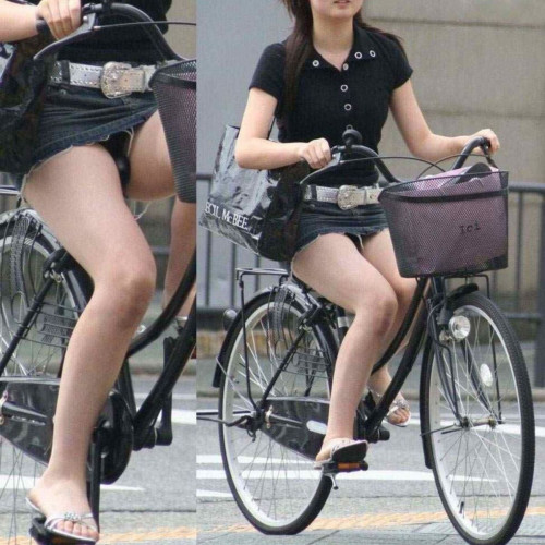 【パンチラ盗撮】ミニスカで自転車に乗る女の子を狙ったパンチラ自転車盗撮画像！！・17枚目