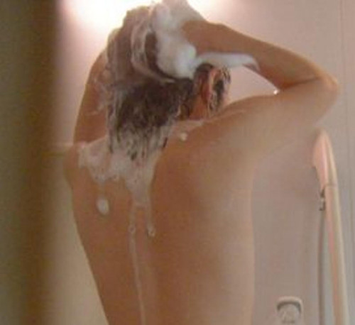 【シャワー中エロ画像】「彼女シャワー浴びてるな、よっしゃ撮ってネットにうｐしたろ！」←こいつｗｗｗｗｗ・18枚目