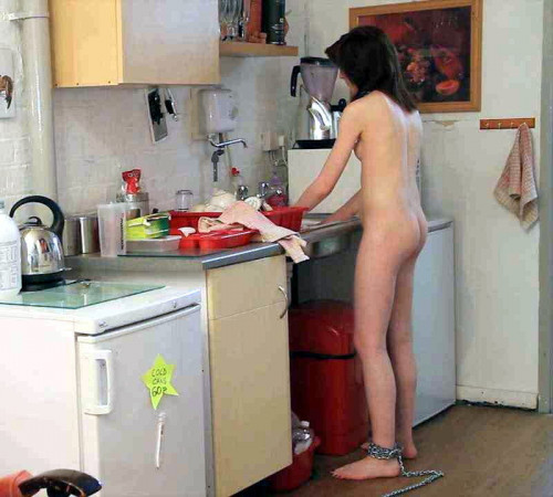 【家庭内エロ】アメリカのヌーディスト願望ありネキ、手始めに自宅で全裸家事に勤しむ模様ｗｗｗｗｗｗｗｗ・22枚目